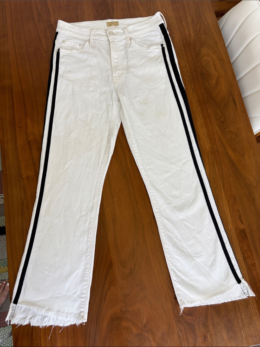 MOTHER Whipping the Racer Insider Crop Step Fray Jeans Size 27 - Picture 6 of 12
